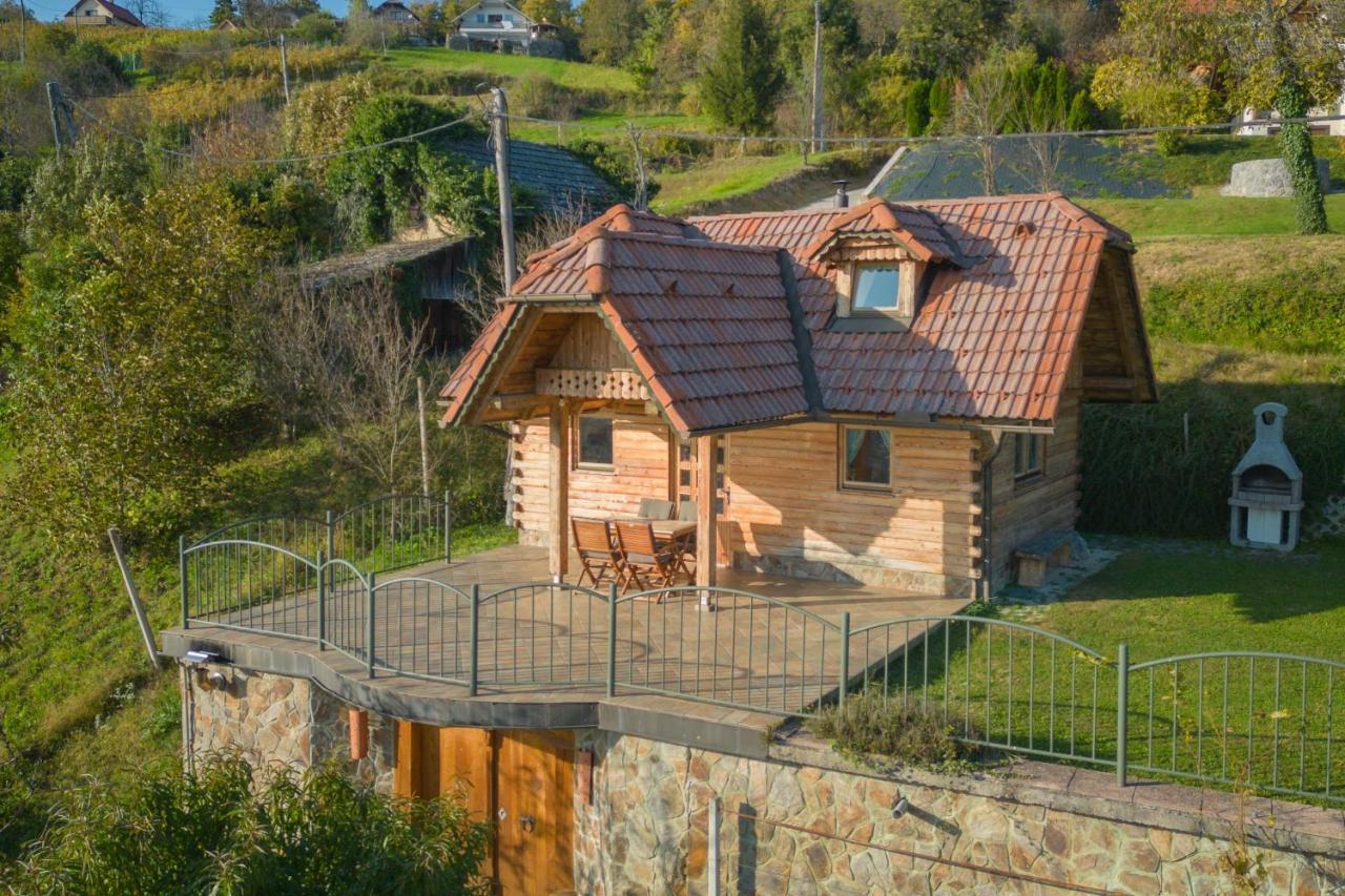 Vineyard Chalet Hansel And Gretel - Happy Rentals Otočec Zewnętrze zdjęcie